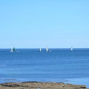 Votre Vue En Bleu !! Tres Lumineux, Vue Exceptionnelle Et Plages, Wir Sprechen Flieben Deutsch, We Speak Concarneau